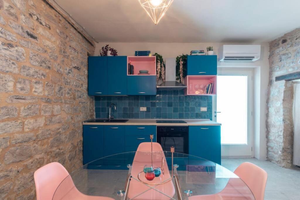 Cornelia Cavern Cosy Studio Apartment In Spello Εξωτερικό φωτογραφία