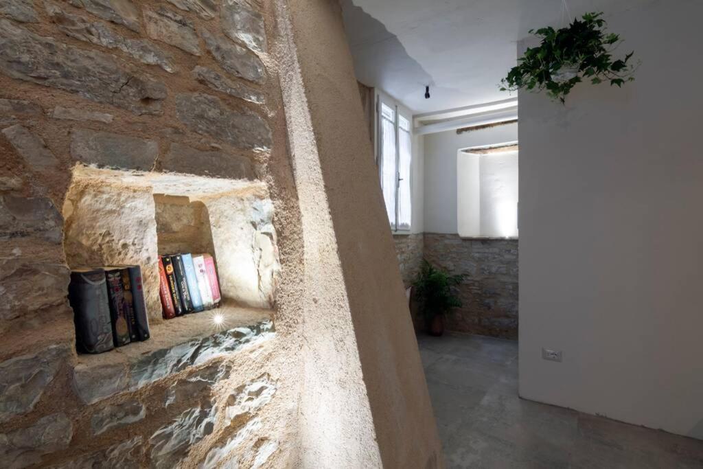 Cornelia Cavern Cosy Studio Apartment In Spello Εξωτερικό φωτογραφία
