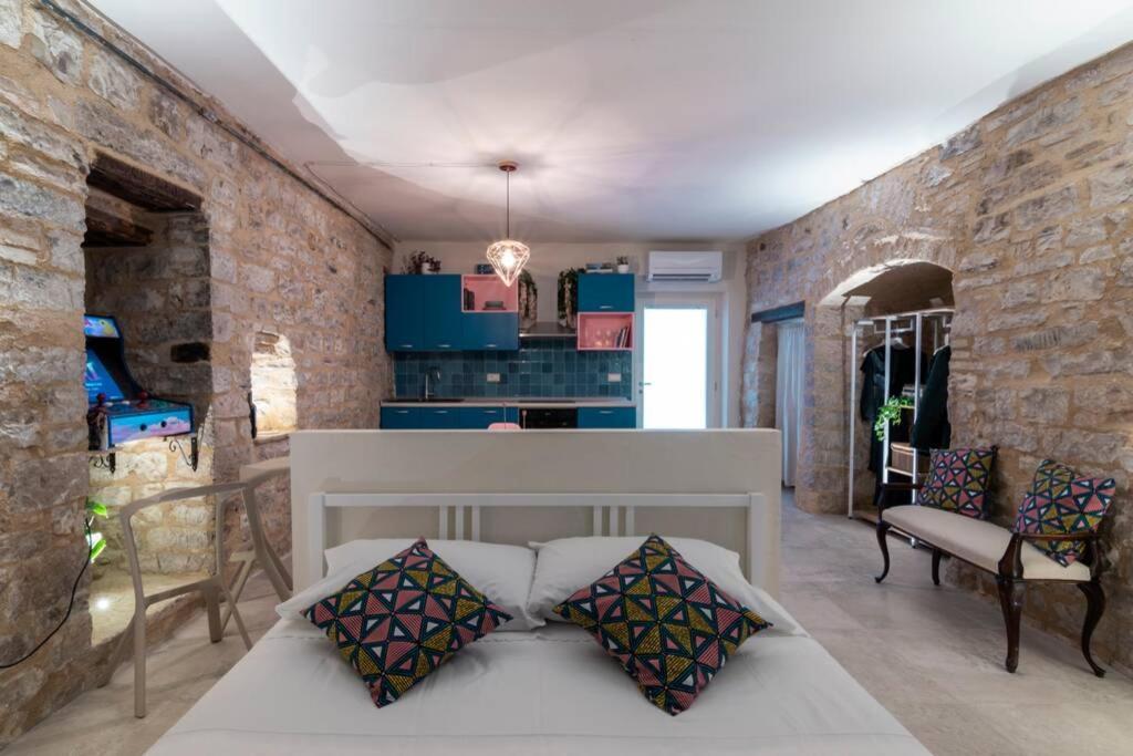 Cornelia Cavern Cosy Studio Apartment In Spello Εξωτερικό φωτογραφία